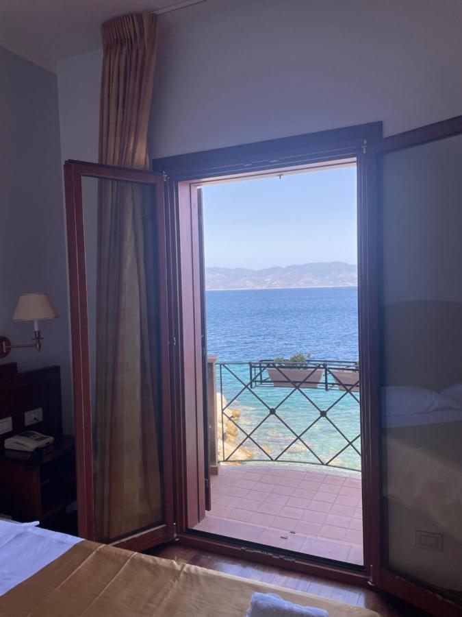Hotel La Lampara レッジョ・ディ・カラブリア エクステリア 写真