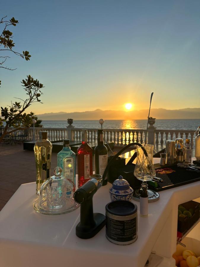 Hotel La Lampara レッジョ・ディ・カラブリア エクステリア 写真