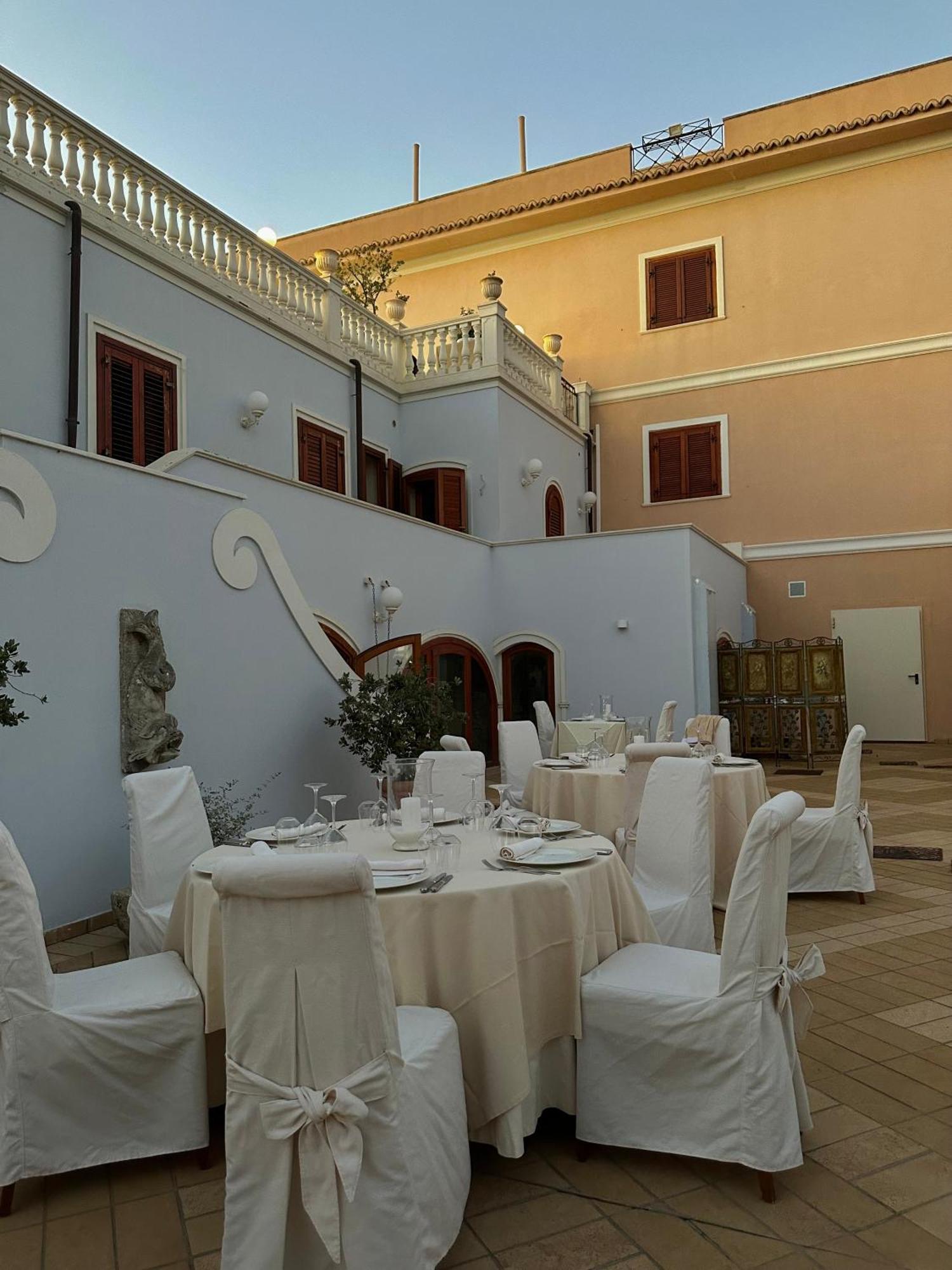 Hotel La Lampara レッジョ・ディ・カラブリア エクステリア 写真
